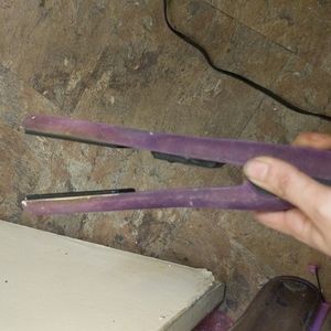 Revive hair straightener